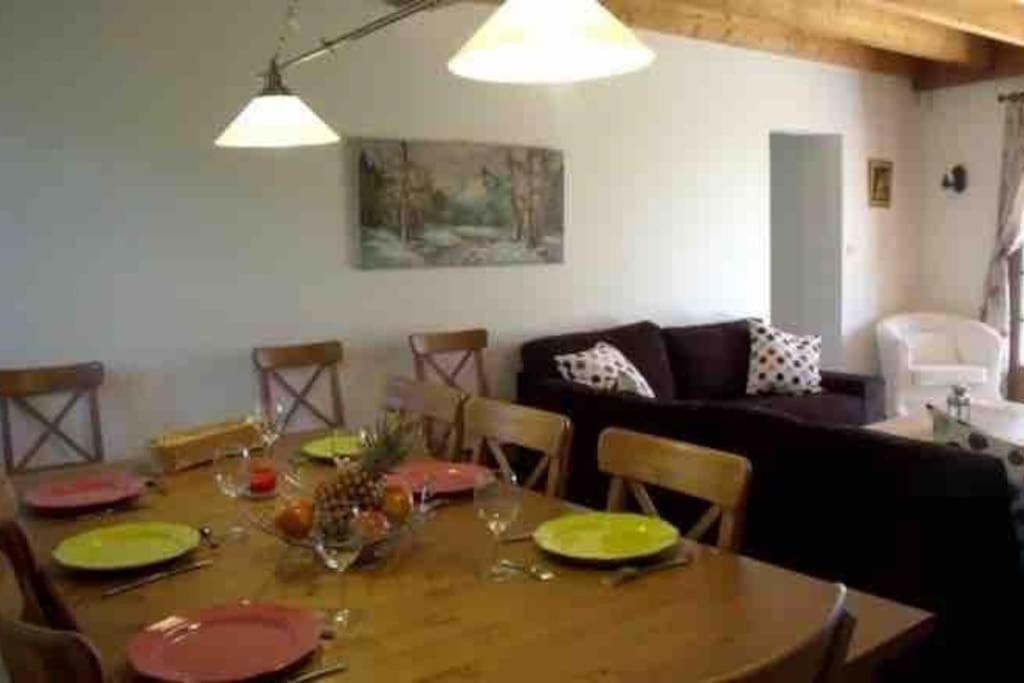 Grande Maison Avec Parc De 6000M2 Pompiey Kültér fotó